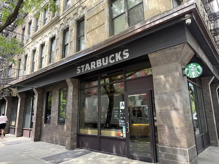 Starbucks Picture 2