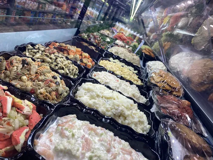 Avenue A Deli & Grill Picture 3
