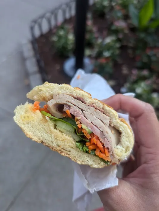 Banh Mi Zon Picture 2