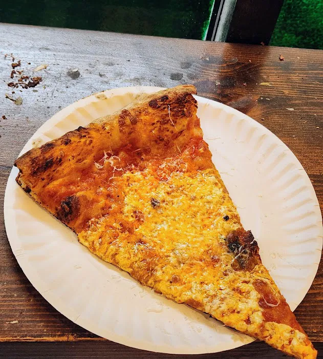 Cello's Pizzeria Picture 5