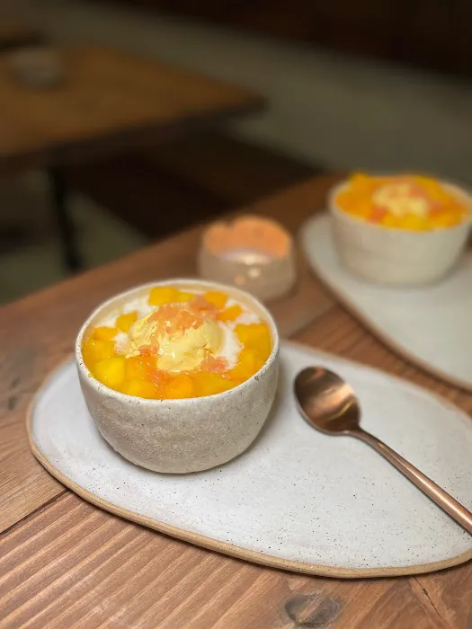 Mango Mango Dessert east village Picture 1