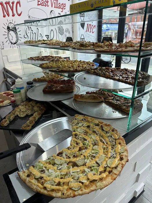 Krave It Pizza & Sandwich Joint Picture 2