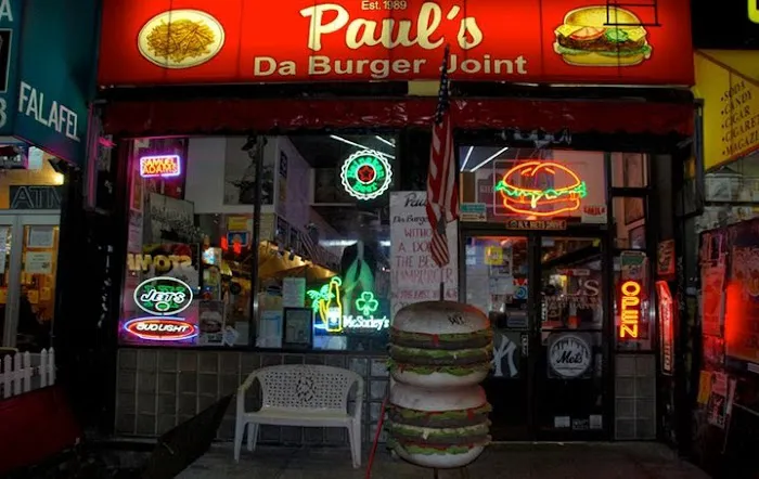 Paul's Da Burger Joint Picture 1