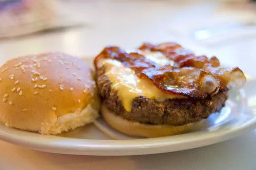 Paul's Da Burger Joint Picture 8
