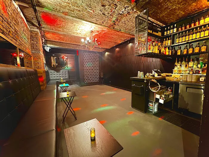 Whiskey Cellar NYC Picture 5