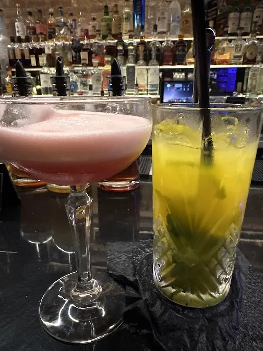 B Lounge NYC Picture 4
