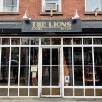 The Lions Bar & Grill ico