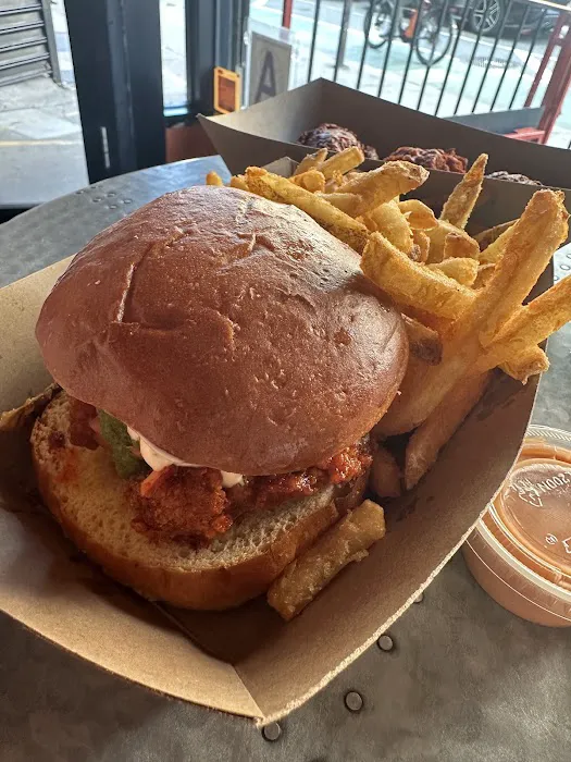 Rowdy Rooster - East Village Picture 2