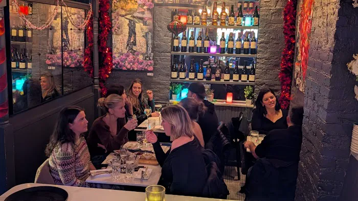 AURA Tapas & Cocktail Bar Picture 9