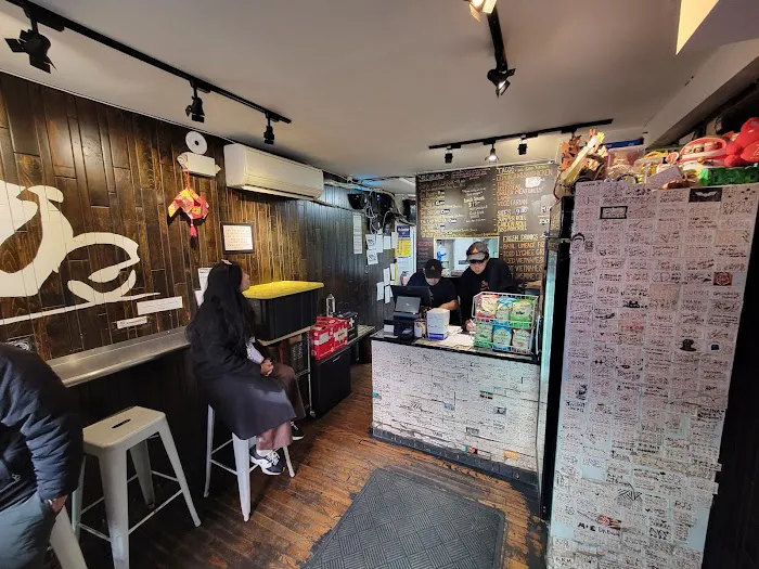 Xe May Sandwich Shop Picture 5