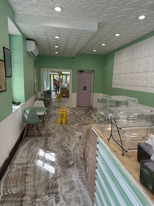 Gelatoville Gelataria & Coffee Picture 3