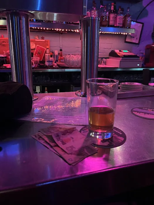 Area 140 First Bar Picture 1