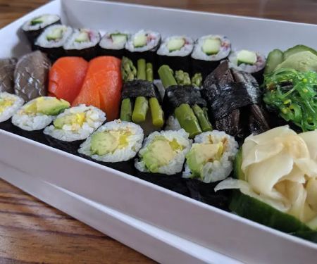 Zoku Sushi
