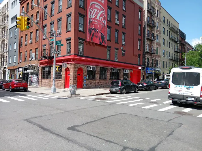 7B Horseshoe Bar aka Vazacs Picture 4