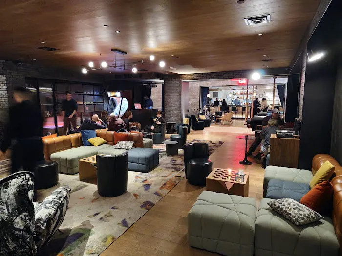 Alphabet Bar & Café Picture 8