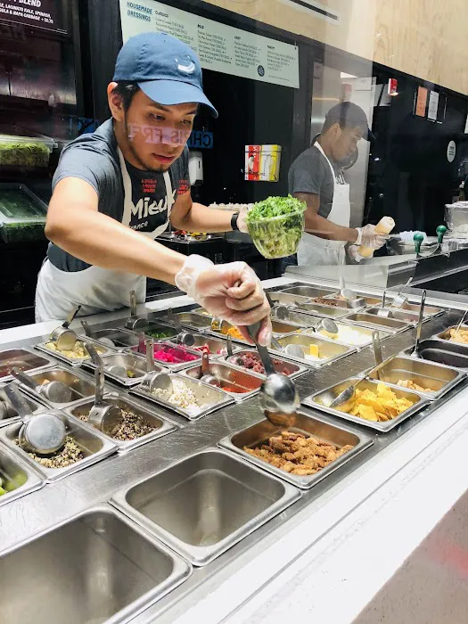 Chopt Creative Salad Co. Picture 2
