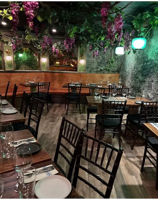 The Perry Club by Pasta By Hudson Picture 10