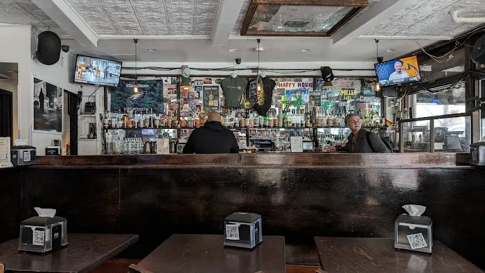 Wogies Bar & Grill , West Village Picture 4