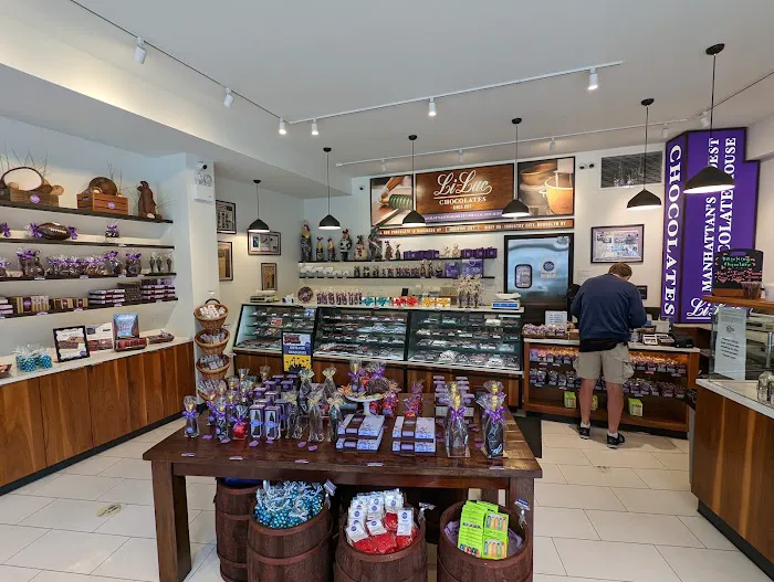 Li-Lac Chocolates Picture 6