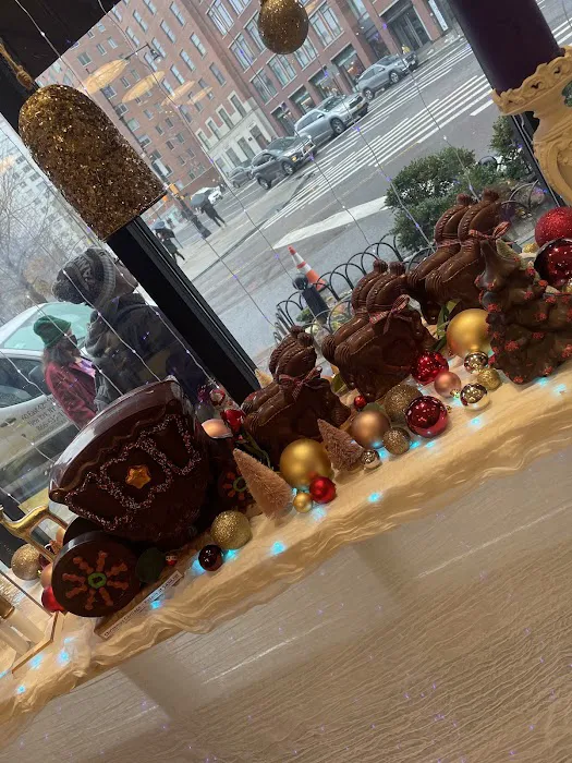Li-Lac Chocolates Picture 4