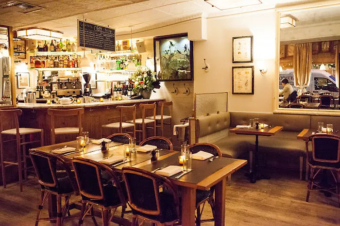 Cafe Cluny Picture 5