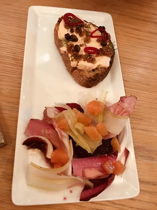 Studio Cafe Picture 10