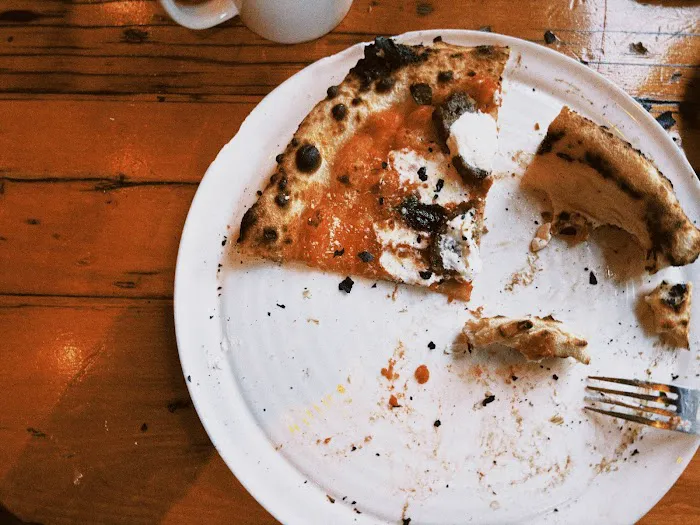 The Neighbors - The Best Pizza in the West Village Picture 5
