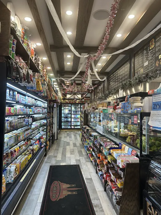 NY GRILL AND DELI Picture 10