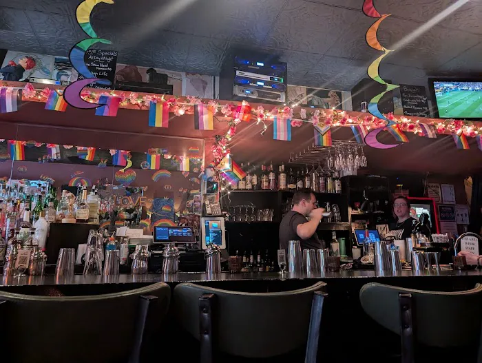 Art Bar Picture 6