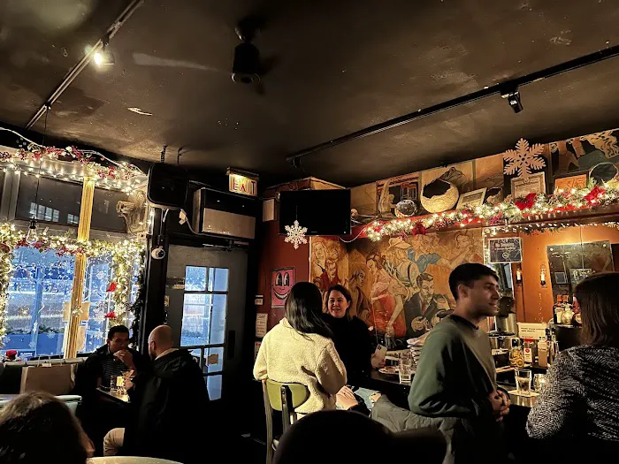 Art Bar Picture 7