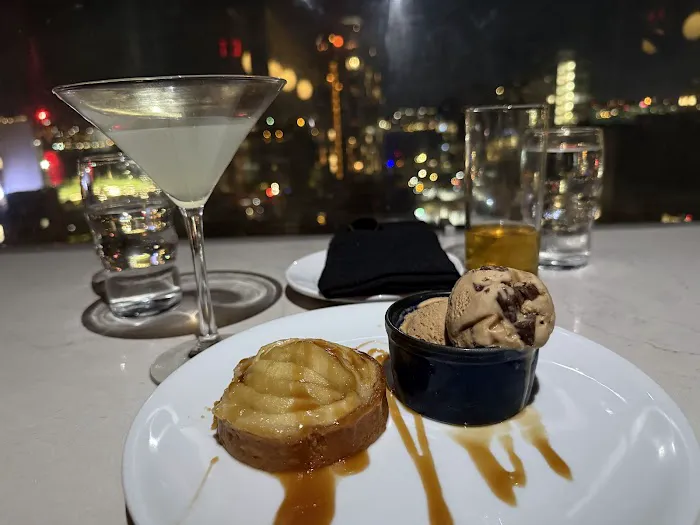 Gansevoort Rooftop Picture 6