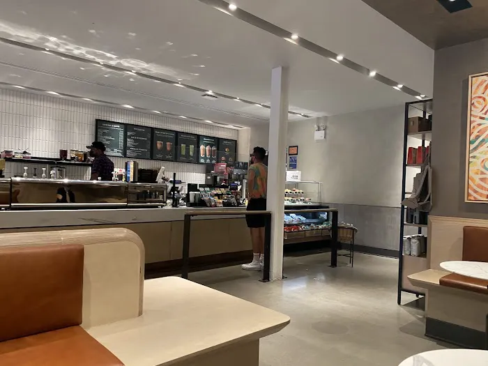 Starbucks Picture 8