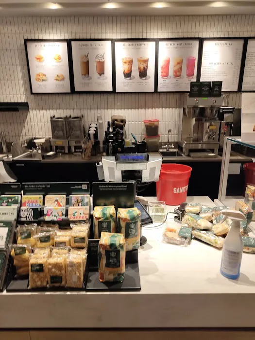 Starbucks Picture 4