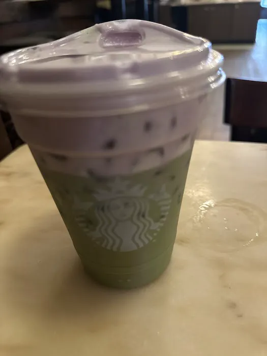 Starbucks Picture 7