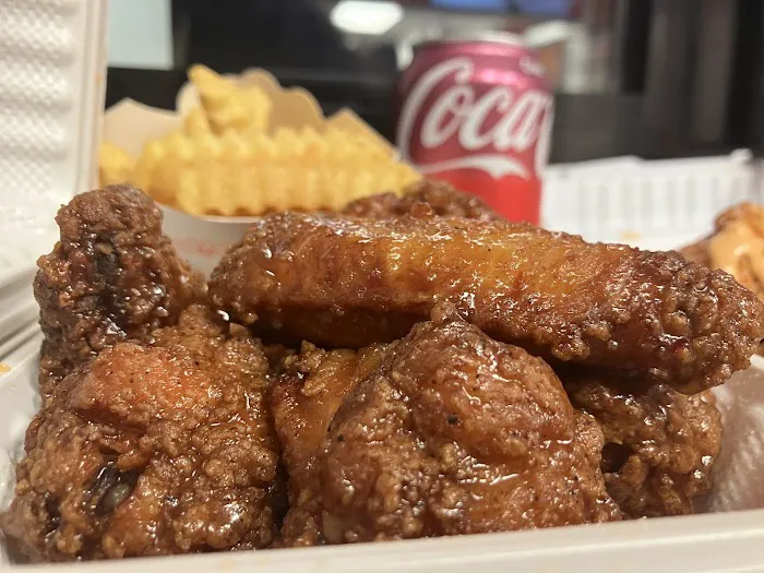 375º Chicken 'n Fries Picture 4