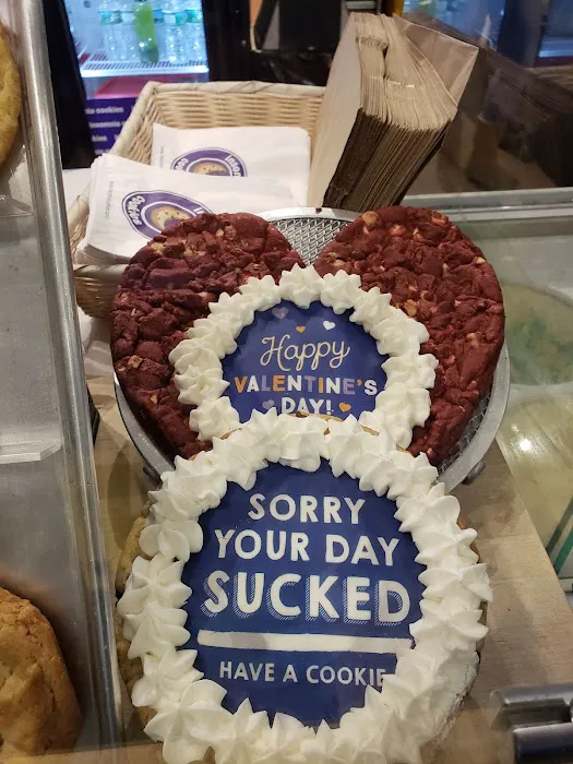 Insomnia Cookies Picture 4