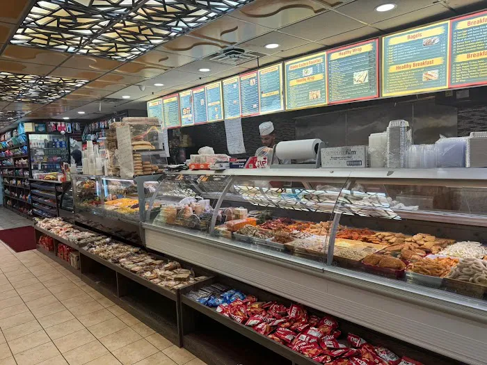 Big Famous Deli & Grocery Picture 5