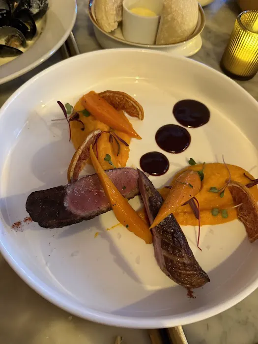 Mino Brasserie Picture 10