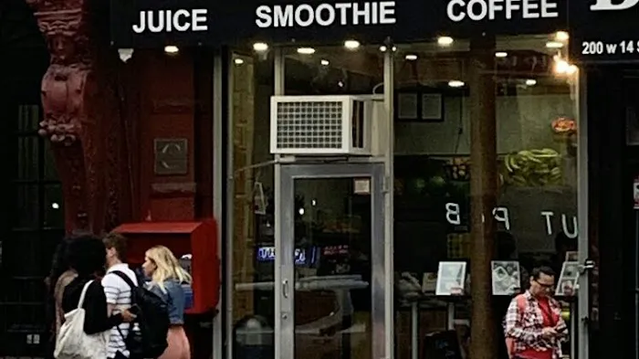 Chelsea Juice Picture 4