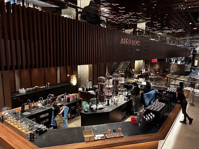Starbucks Reserve Roastery New York Picture 2