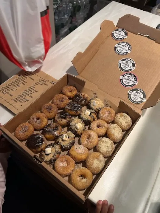 Doughnuttery Picture 8