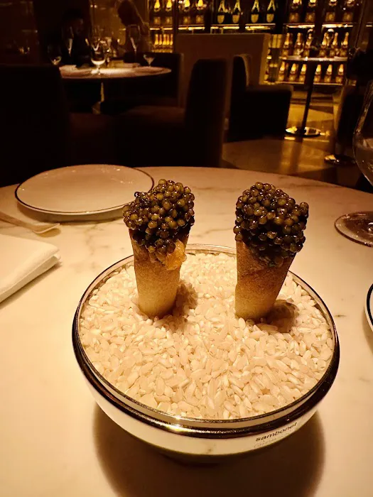 The Champagne & Caviar Bar at RH Guesthouse New York Picture 2