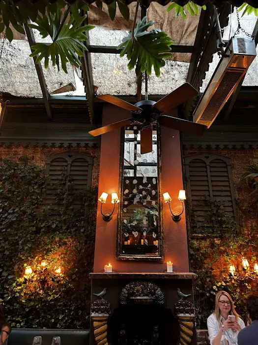 Waverly Inn Picture 10
