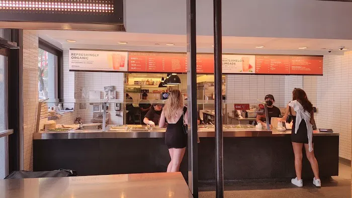 Chipotle Mexican Grill Picture 8