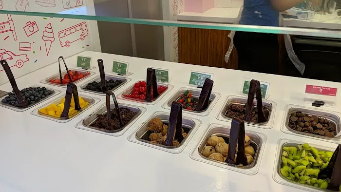 16 Handles Picture 4