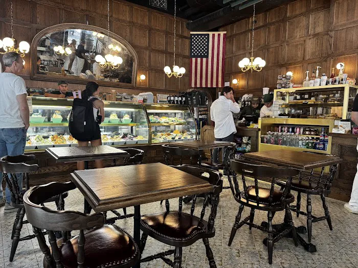Bagel Pub Picture 8