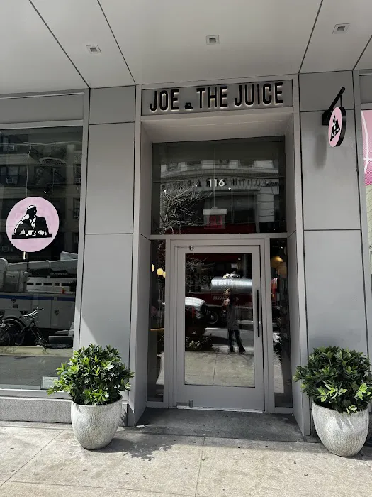 JOE & THE JUICE Picture 10