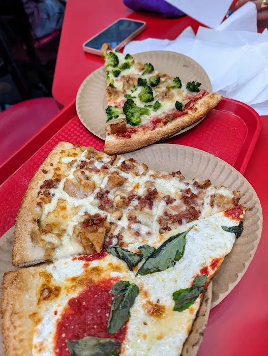 Little Italy Pizza III Picture 6