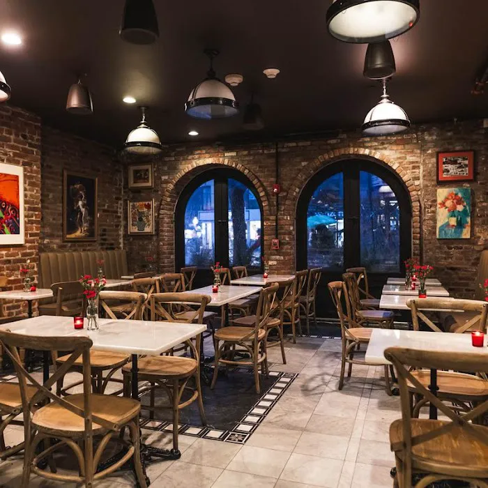 SAINT RESTAURANT BAR & SPEAKEASY Picture 10