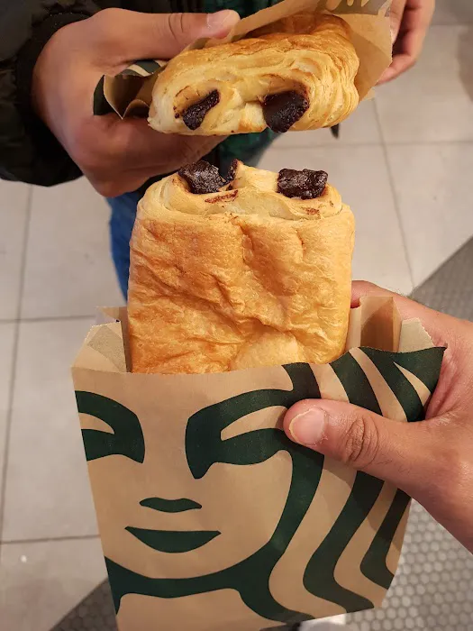 Starbucks Picture 5